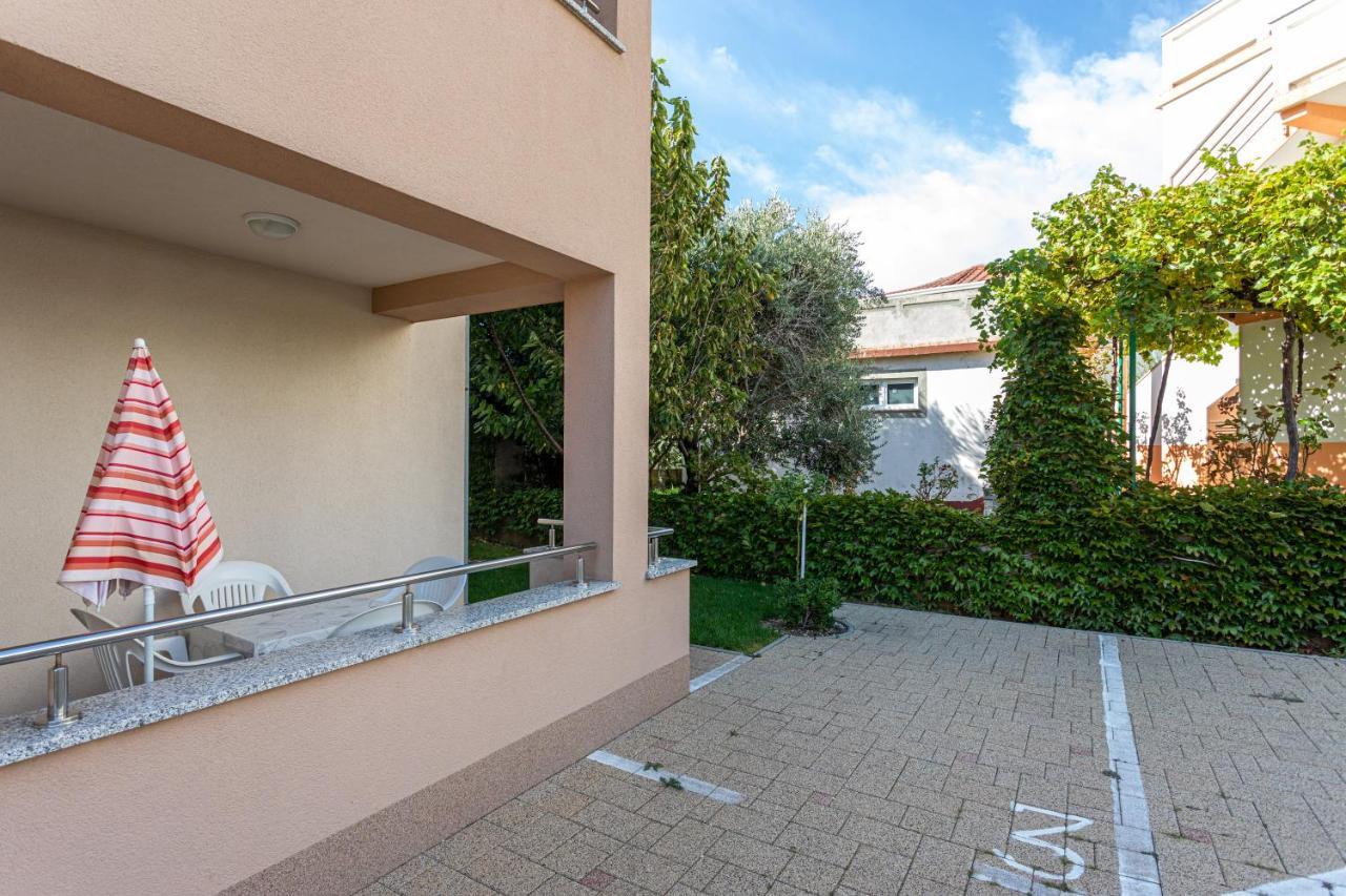 Apartments Crnekovic V Башка Экстерьер фото