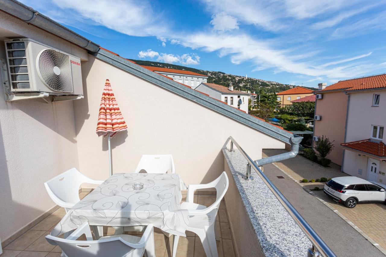 Apartments Crnekovic V Башка Экстерьер фото
