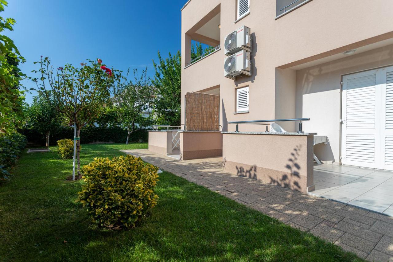 Apartments Crnekovic V Башка Экстерьер фото